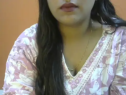 Queenxxx98 online show from 12/20/25, 06:00