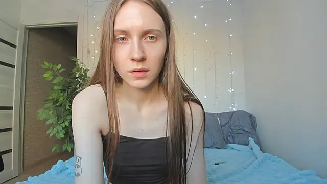 Kelly Gerzikaa online show from 02/26/26, 10:04