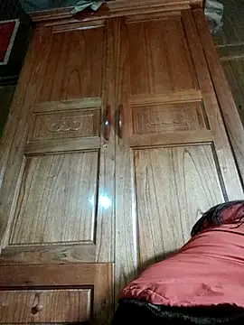 Seg min online show from 10/28/25, 01:39