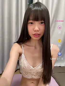 Snapshot of xinyu789 chatting on 05/07/26, 03:04 xinyu789 online show from 05/07/26, 03:04