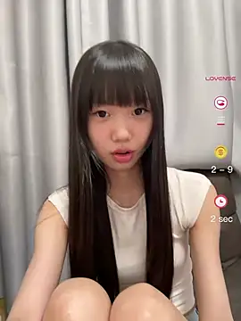 Snapshot of xinyu789 chatting on 05/13/26, 01:29 xinyu789 online show from 05/13/26, 01:29