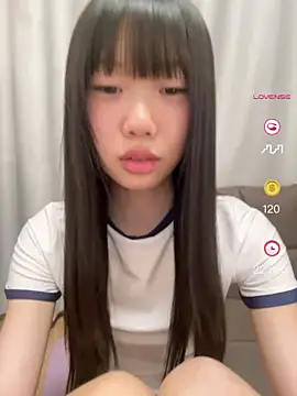 Snapshot of xinyu789 chatting on 05/09/26, 02:53 xinyu789 online show from 05/09/26, 02:53