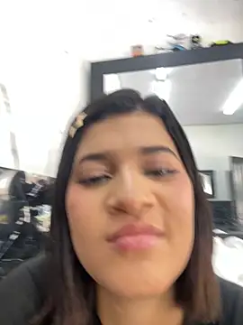 Snapshot of MaskedGirl_ chatting on 10/20/25, 07:58 MaskedGirl online show from 10/20/25, 07:58