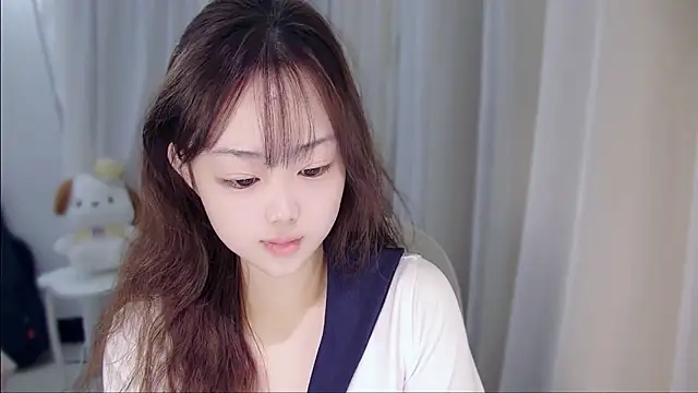 YUANYUAN-A online show from 12/18/25, 11:36