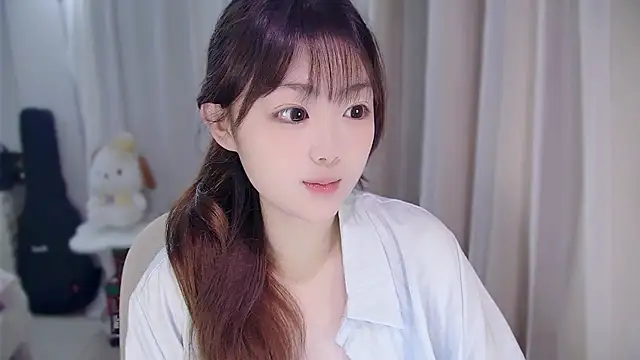 YUANYUAN-A online show from 04/22/26, 12:23