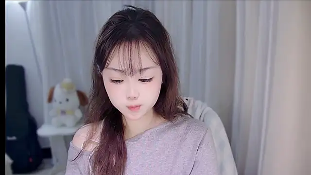 YUANYUAN-A online show from 12/20/25, 02:09