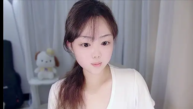 YUANYUAN-A online show from 12/21/25, 11:23