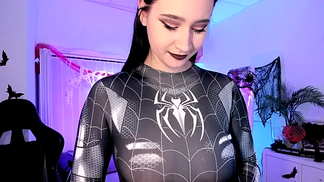 Mary Lori online show from 10/30/25, 07:28