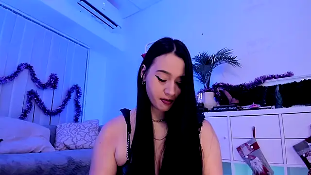 Mary Lori online show from 12/19/25, 07:11