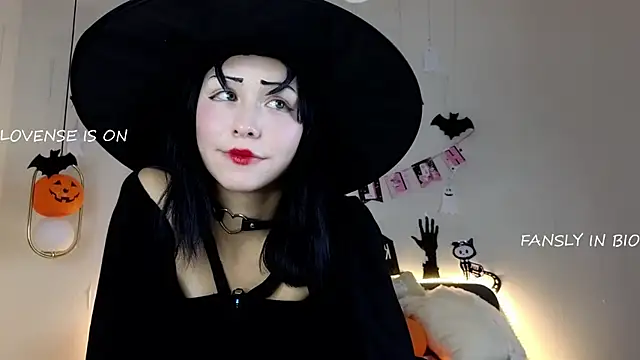 BritniBers online show from 10/30/25, 02:25