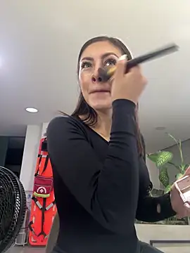 Isabellaa Palacios online show from 06/16/26, 12:27