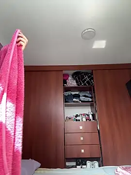 Isabellaa Palacios online show from 04/18/26, 03:14