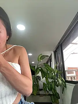 Isabellaa Palacios online show from 04/10/26, 03:41