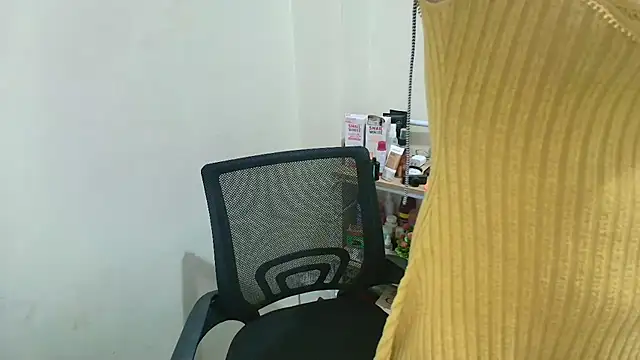 Aphrodities 28 online show from 11/12/25, 09:24