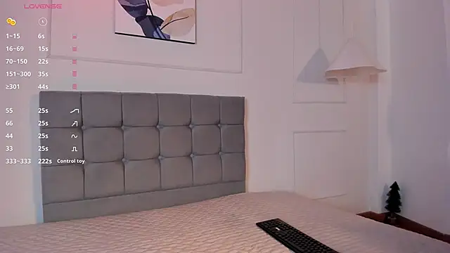 nikolevoshkie  online show from 02/24/26, 07:37