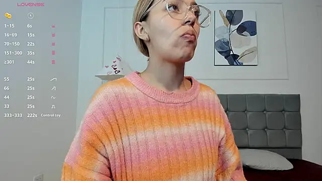 nikolevoshkie  online show from 02/16/26, 07:56