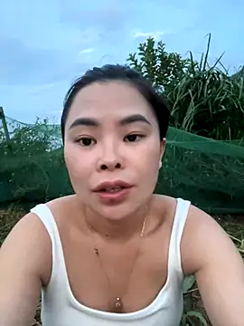 Snapshot of han-cute chatting on 09/14/25, 11:21 han-cute online show from 09/14/25, 11:21