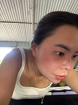 Snapshot of han-cute chatting on 09/19/25, 01:31 han-cute online show from 09/19/25, 01:31