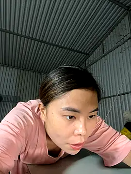 Snapshot of han-cute chatting on 10/01/25, 02:21 han-cute online show from 10/01/25, 02:21