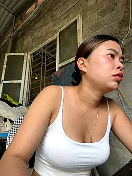 Snapshot of han-cute chatting on 09/20/25, 02:16 han-cute online show from 09/20/25, 02:16