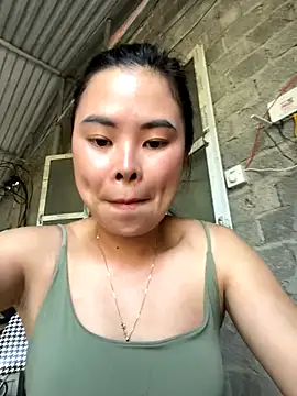 Snapshot of han-cute chatting on 10/12/25, 08:26 han-cute online show from 10/12/25, 08:26