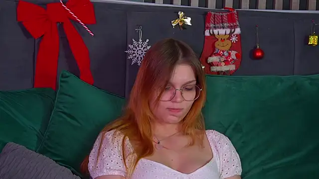 BellaMarebelle online show from 12/21/25, 04:14