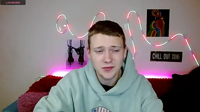 Xavier Night81 online show from 11/20/25, 01:12