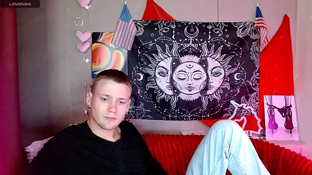 Xavier Night81 online show from 10/16/25, 07:27