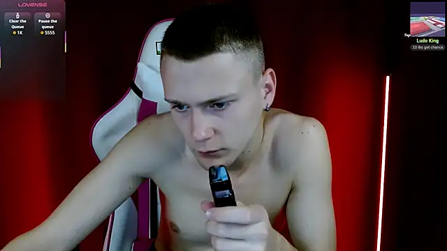 Xavier Night81 online show from 10/12/25, 12:28