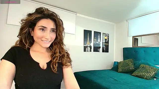 Snapshot of linda_morgan1 chatting on 07/10/26, 10:37 linda morgan1 online show from 07/10/26, 10:37