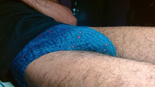 Snapshot of funndudd chatting on 02/09/26, 10:35 funndudd online show from 02/09/26, 10:35