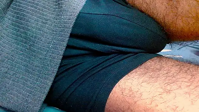 Snapshot of funndudd chatting on 02/11/26, 11:43 funndudd online show from 02/11/26, 11:43