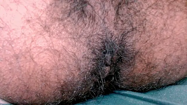 Snapshot of funndudd chatting on 12/21/25, 02:24 funndudd online show from 12/21/25, 02:24