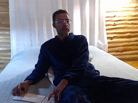 Snapshot of Asher_Bram1 chatting on 10/07/25, 01:39 Asher Bram1 online show from 10/07/25, 01:39