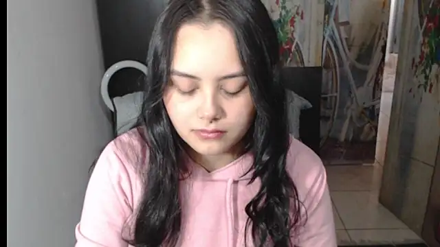 Snapshot of crazy_daniela chatting on 10/18/25, 01:13 crazy daniela online show from 10/18/25, 01:13