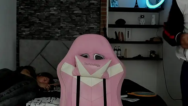 Sexxyy Couple  online show from 03/01/26, 05:07