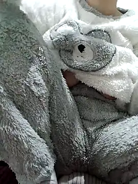 Ahalm online show from 12/15/25, 08:25