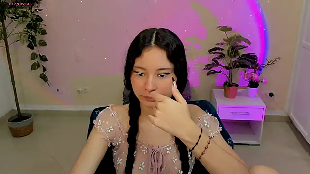 Krysten Riter online show from 02/25/26, 01:44