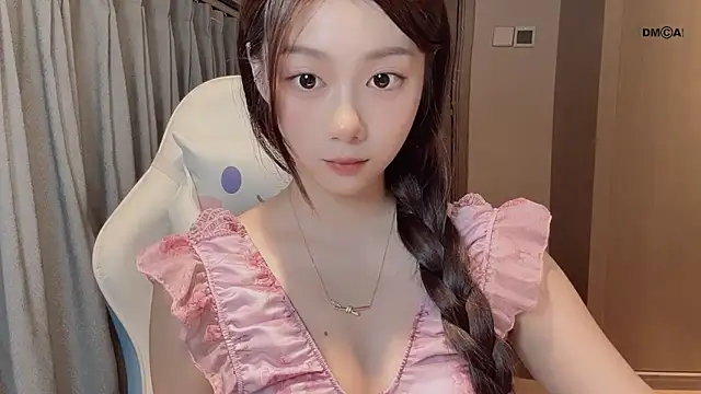 Makinghappymyself  online show from 12/18/25, 09:25