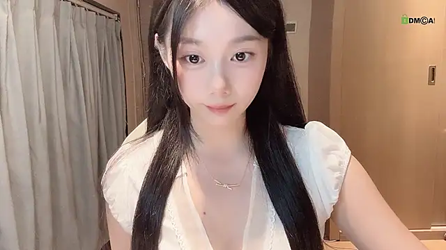 Makinghappymyself  online show from 11/03/25, 12:31