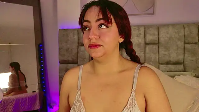 DaniniAnderson online show from 04/14/26, 01:21