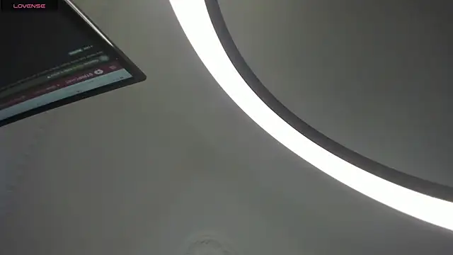 Zahra milks online show from 02/19/26, 02:03