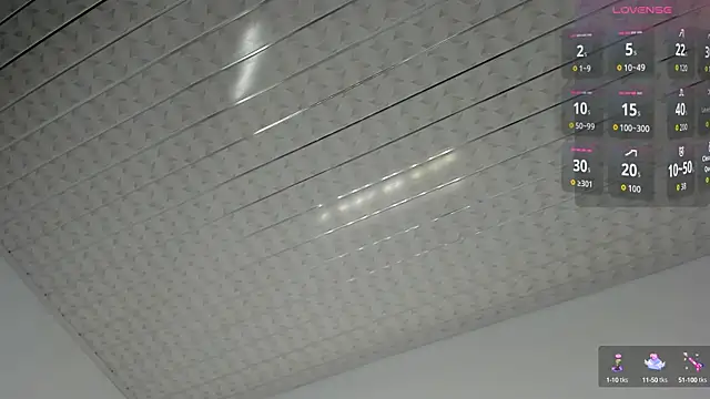 Zahra milks online show from 10/06/25, 01:45