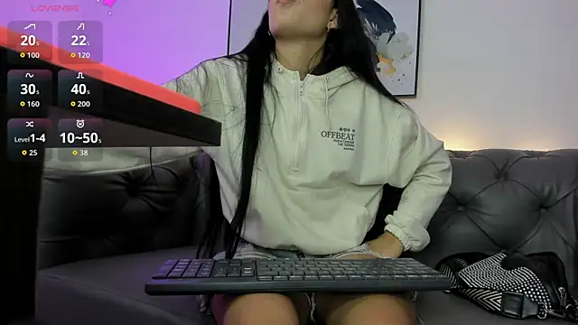 Zahra milks online show from 12/02/25, 02:08