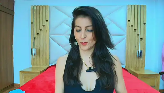 allie pearl online show from 11/16/25, 12:10