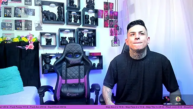 Sarahandzack online show from 10/21/25, 05:56