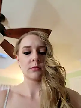  Karizma  online show from 12/03/25, 12:04