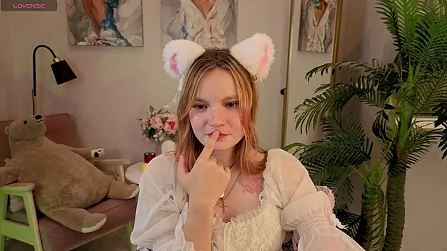 Snapshot of Ginger_Emma chatting on 09/26/25, 03:41 Ginger Emma online show from 09/26/25, 03:41