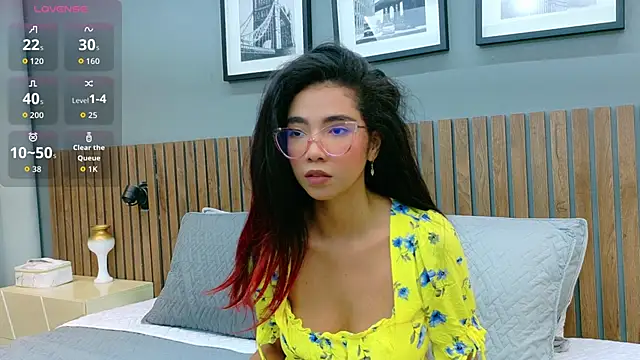 luna roja25 online show from 09/12/25, 01:22