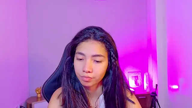 luna roja25 online show from 02/20/26, 01:13